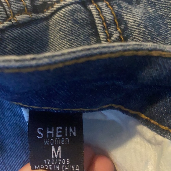 Ripped Jean Shorts - Picture 5 of 5